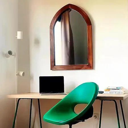 Island Office With High Speed Internet & Terrace Apartment